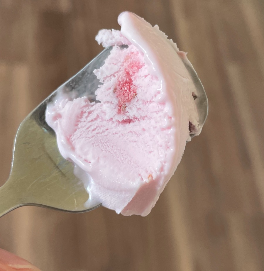 糖質70％カットのアイス あまおう苺